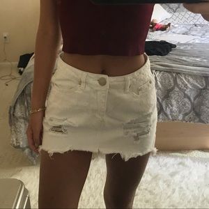 white denim skirt